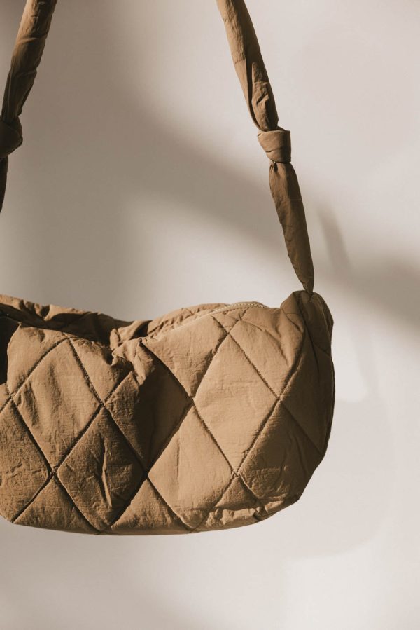 Whimsy Quilted Bag in Taupe For Discount - Image 4